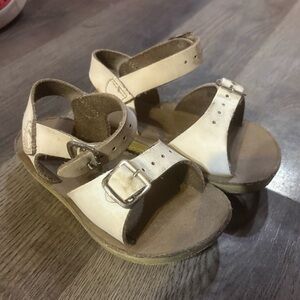 Sunsan sandals